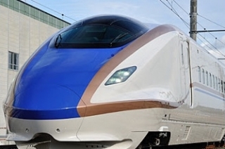JR's new local and bullet train lines start